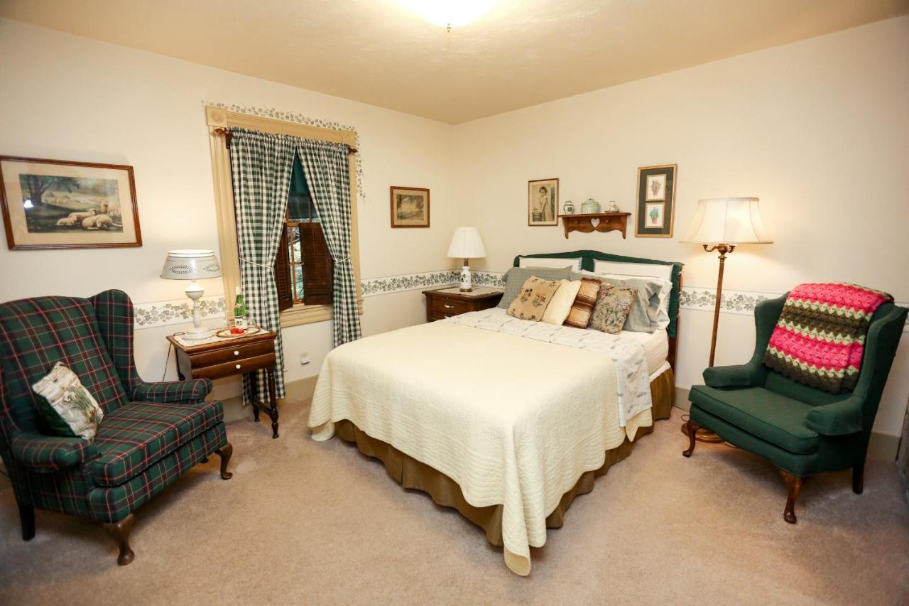 Watson Estate & Deer Creek Winery Bed & Breakfast
