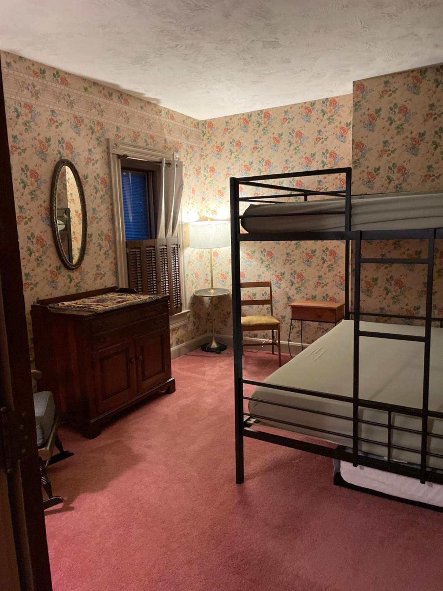Watson Estate & Deer Creek Winery Bed & Breakfast