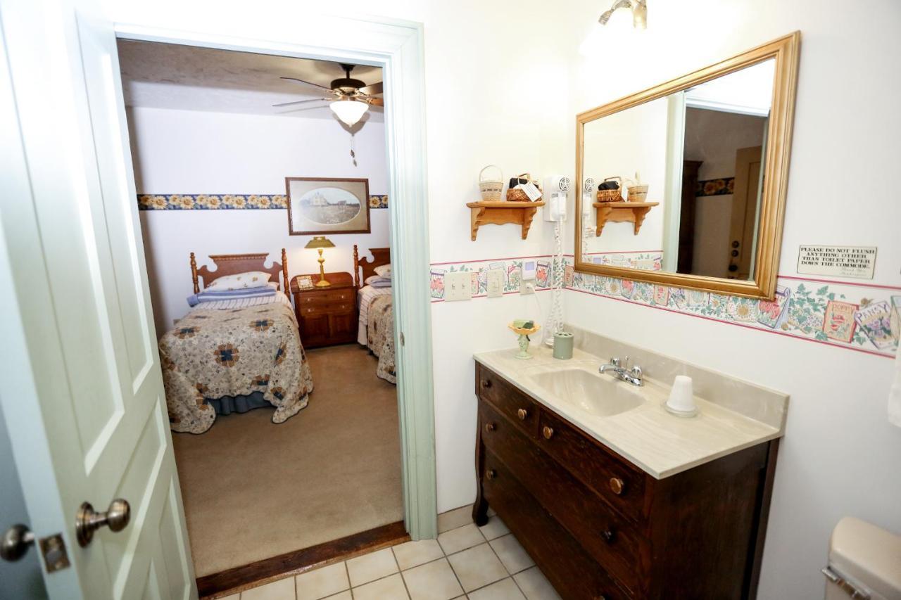 Watson Estate & Deer Creek Winery Bed & Breakfast Uniontown