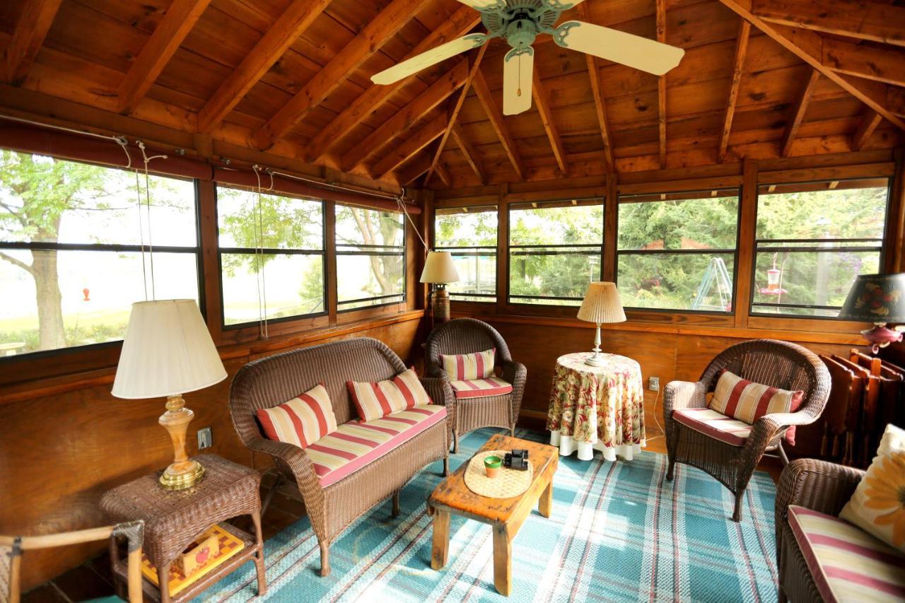 Bed & Breakfast Watson Estate & Deer Creek Winery Uniontown