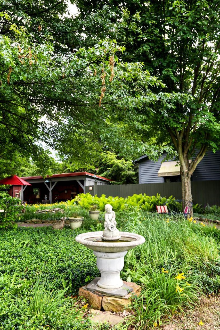 Watson Estate & Deer Creek Winery Uniontown