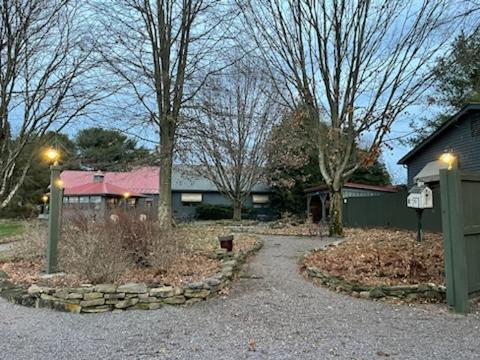 Watson Estate & Deer Creek Winery 2* Uniontown